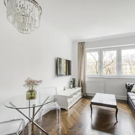 Apartment Muranow